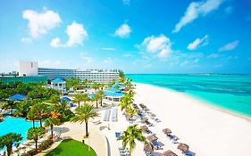 Meliá Nassau Beach – All Inclusive